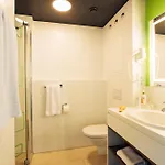 Harry's & Otel 4*