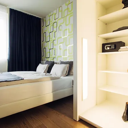Harry's & Hotel 4*