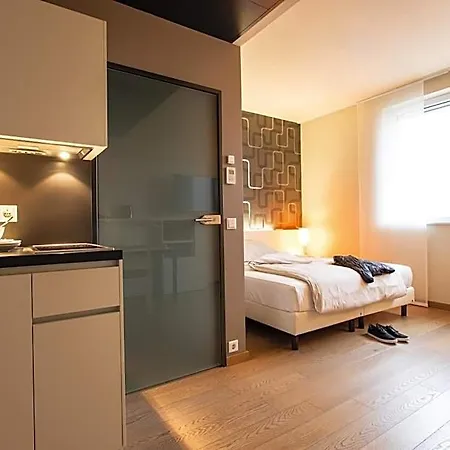 Harry's & Otel 4*