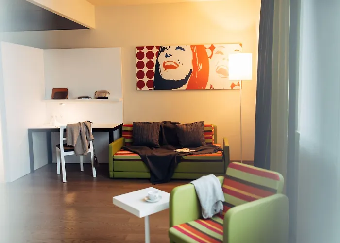 ハリーズ ホーム 4*