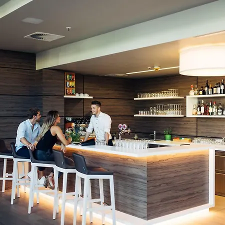 Harry's Hotel&apartments 4*